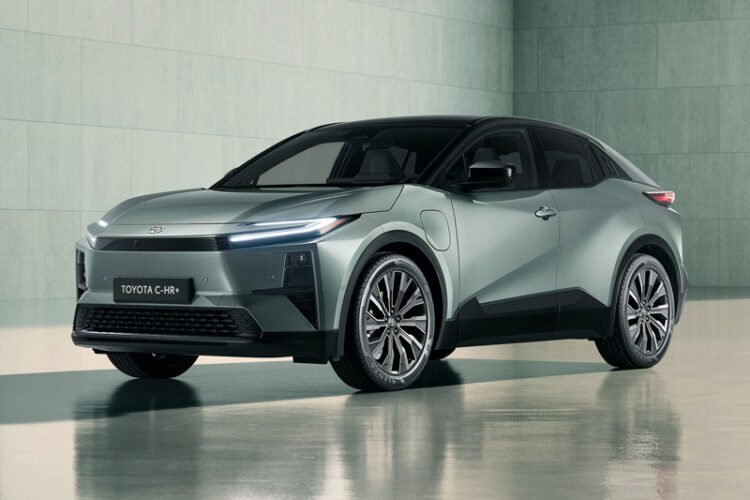 TOYOTA C-HR+