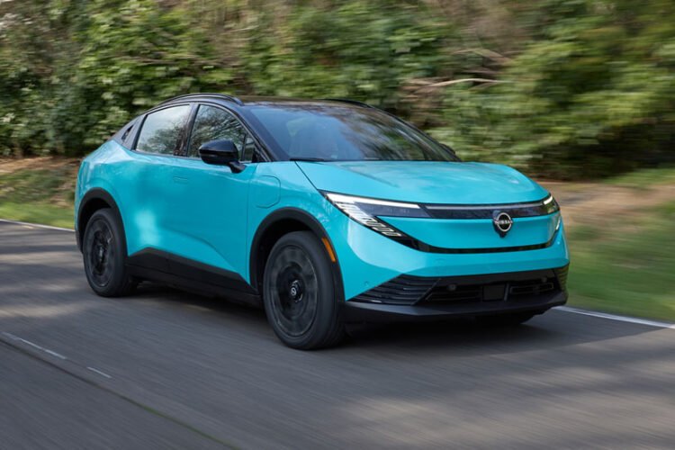 NISSAN LEAF 2026