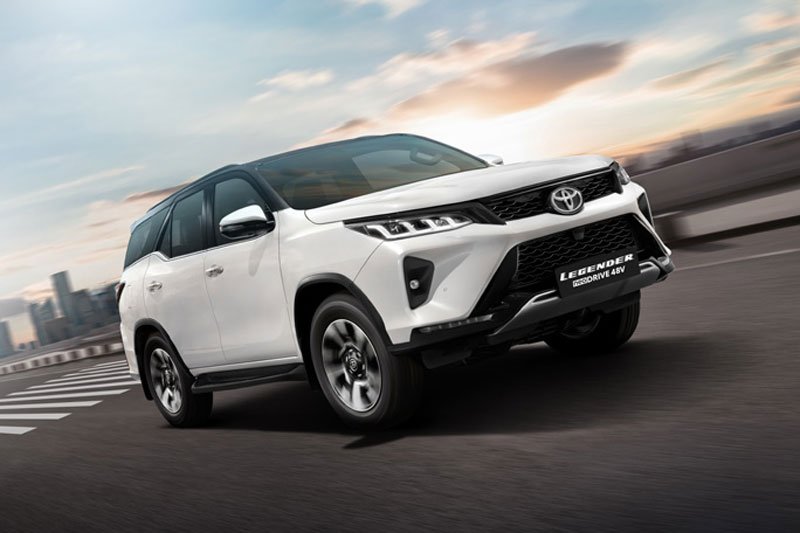 Toyota Legender Hybrid