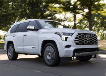 Toyota Sequoia