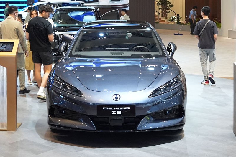 Denza Z9
