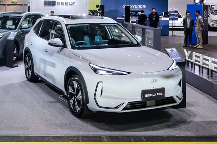 Geely EX5