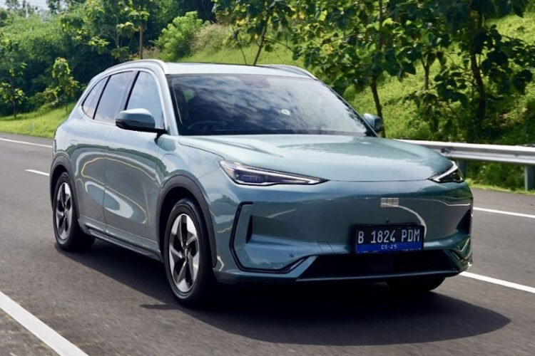 Geely EX5