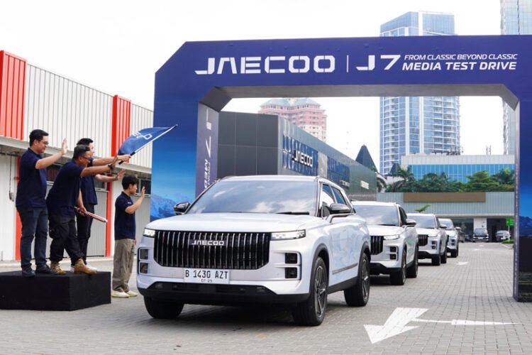 Jaecoo J7 SHS