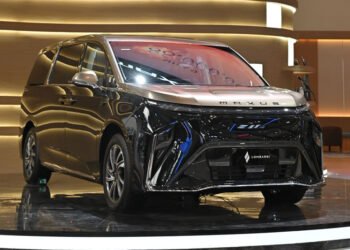 MAXUS MIFA 9 LOMBARDI