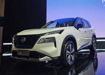 Nissan X-Trail e-Power with e-4ORCE