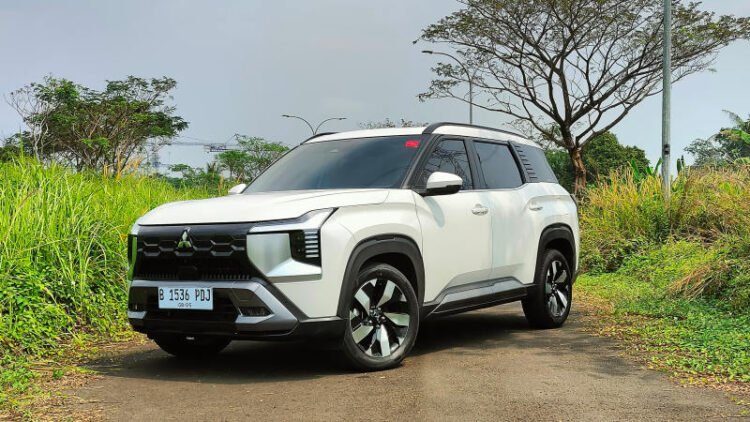 Mitsubishi Destinator
