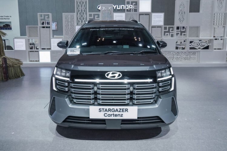 Hyundai Stargazer Cartenz