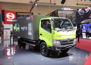 hino 300 series