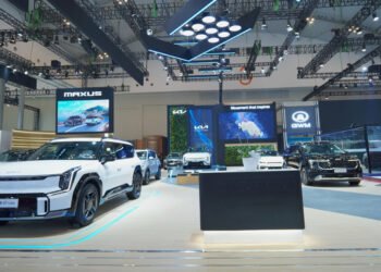 kia giias 2025