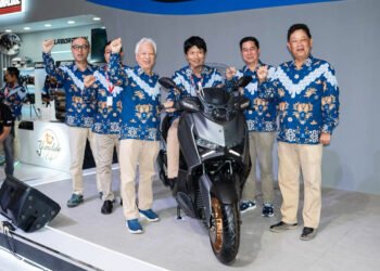Yamaha XMax TechMax