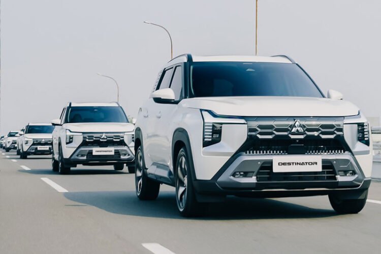 Mitsubishi Destinator