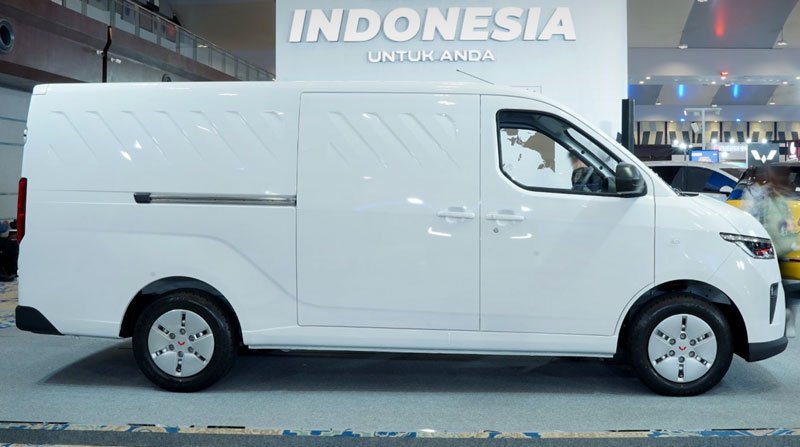 Wuling Mitra EV Blind Van