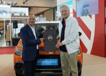 PT Express Transindo Utama Tbk