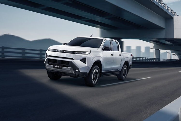 Toyota Hilux BEV