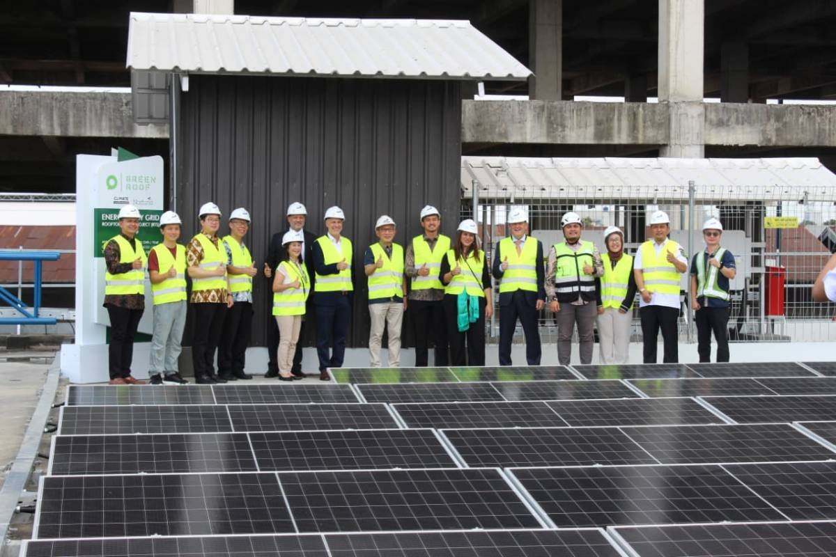 Industri Karet Deli operasikan PLTS Atap