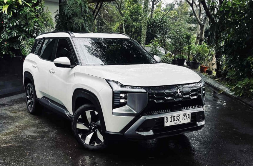 Mitsubishi Destinator