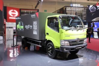 Hino 300 Series Giicomvec