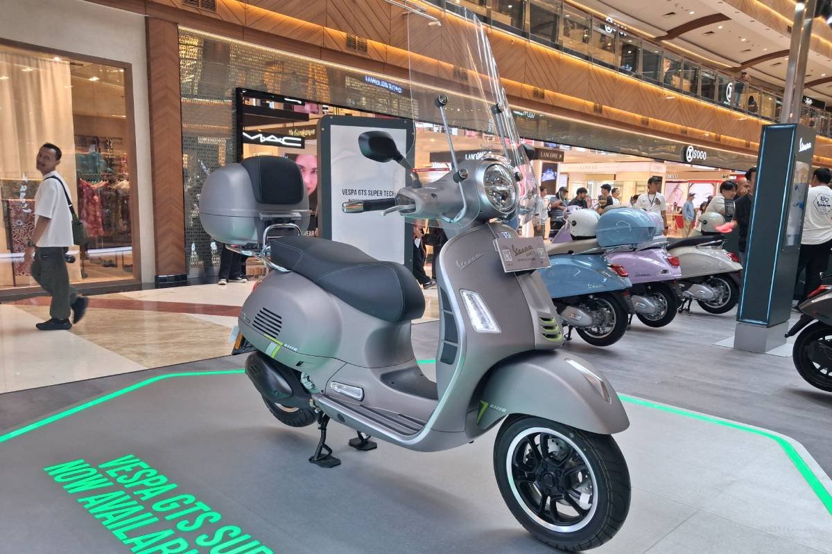 Vespa GTS Super Tech
