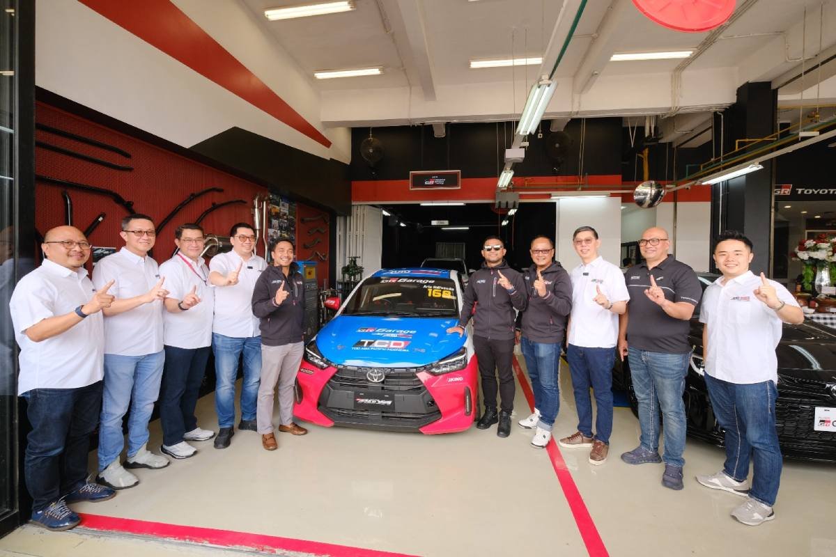 GR Garage Auto2000 Racing Team