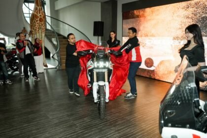Ducati DesertX V2