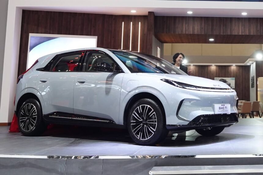 BAIC T1