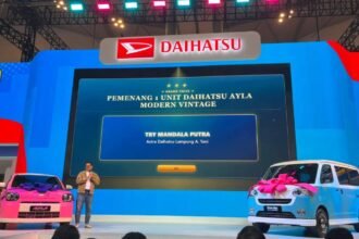 Modifikasi Daihatsu Ayla Modern Vintage