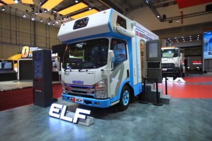 Isuzu ELF NLR Campervan