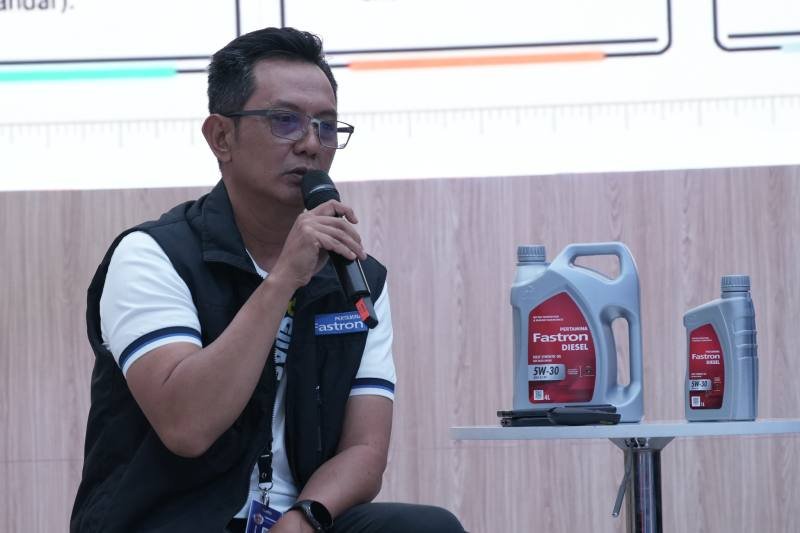 Oli mesin diesel