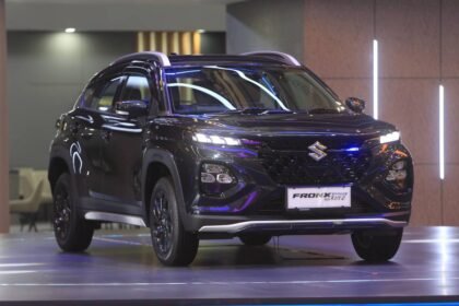 Suzuki Fronx SGX Hybrid Kuro
