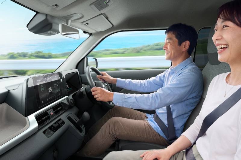 Suzuki e Sky Interior