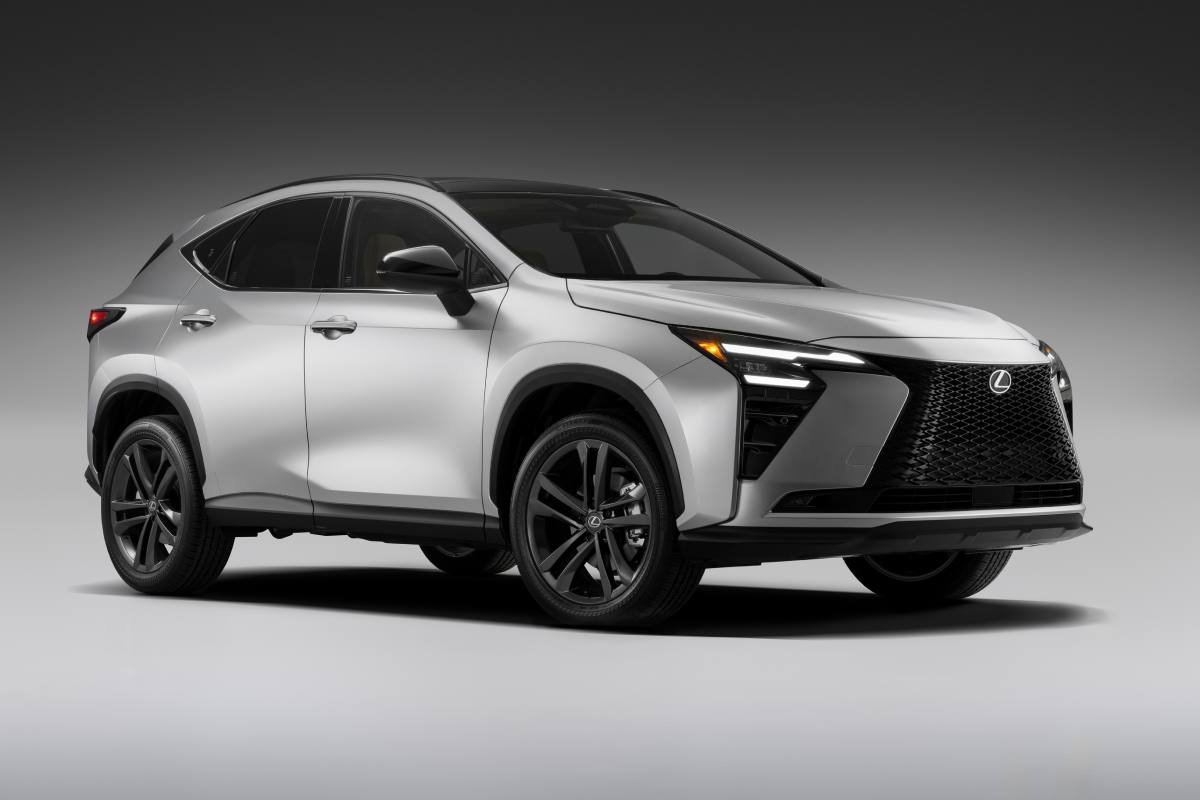 LEXUS NX 2027